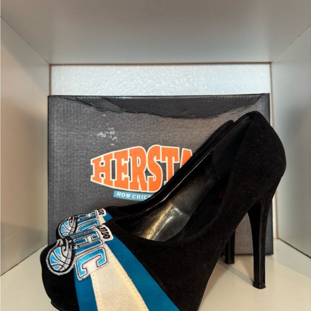Herstar Orlando Magic NBA Heels Black Suede Platform Pumps Size 7.5 Sporty Glam
